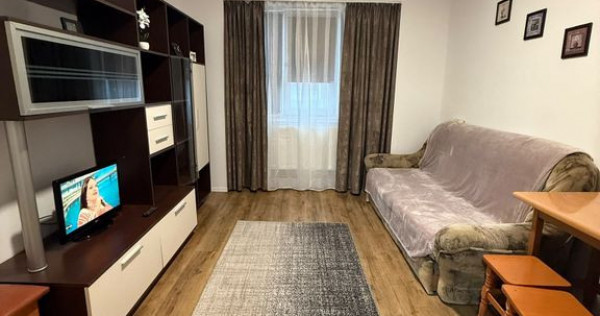 De vanzare garsoniera micro 40, et. 3/3, 27.000 euro