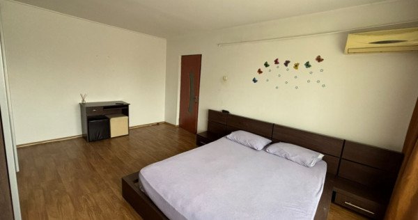 Garsoniera de vanzare, 40 mp, zona Central-bloc 1991