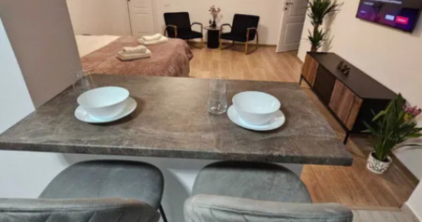 Apartament 2 camere, decomandat - Drumul Poienii