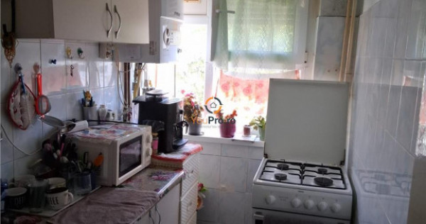 Apartament cu 4 camere / Etaj 3 / Zona Dacia