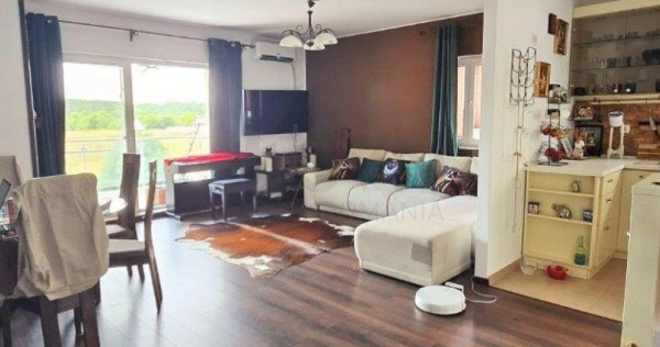 Apartament 110 mp - 3 camere - 3 bai - terasa - loc parca...