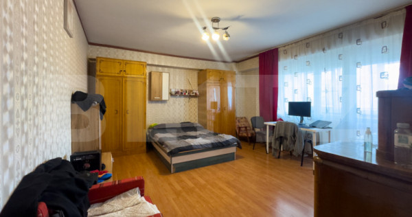 Apartament de v&acirc;nzare, cu 2 camere, decomandat, Gheorgheni,