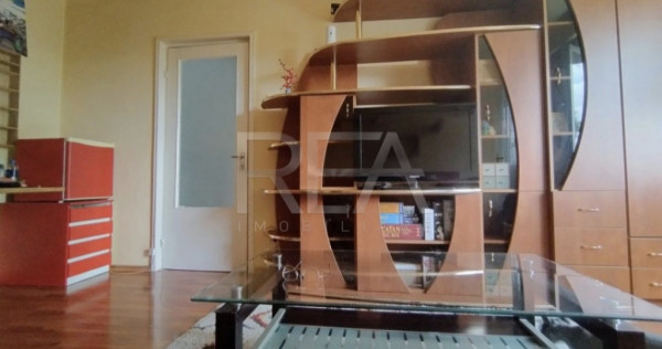 2 camere, et 5/8, 53mp bloc anvelopat-Drumul Taberei