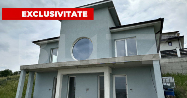 EXCLUSIV: Casă modernă, terasă panoramică, teren 500 mp,