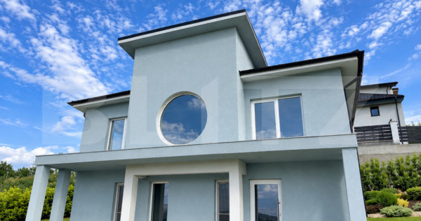 Casă modernă, terasă panoramică, teren 500 mp, Apahida