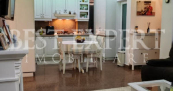 Proprietate Unică Ultracentral | 2 Apartamente pe Etaj | Ga