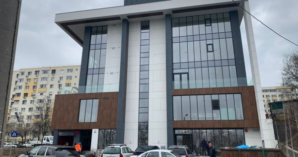 Pantelimon Piata Delfinului Imobil S+P+4 Comercial si Bir...
