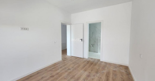 CASA INDIVIDUALA, 4 CAMERE, 2 BAI SI POD, MALL MOLDOVA