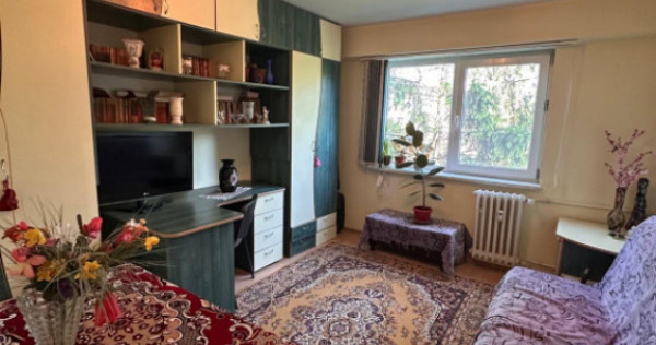 Apartament 2 camere de v&acirc;nzare &icirc;n Tomis Nord &ndash; școala 3