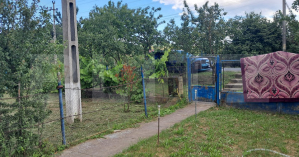 Casa individuala, 70 mp, zona Sarmasu