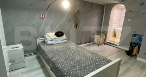 Imobil de v&acirc;nzare cu 4 apartamente, birou la parter și pro