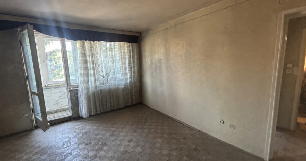 Apartament de renovat, confort 1, etaj 3/10, zona Astra Saturn!