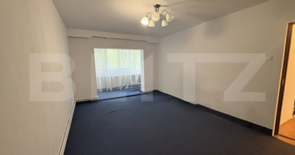 Apartament 3 camere, decomandat, zona Sigma