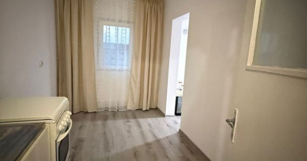 De vanzare apartament cu 2 camere, etaj 4/4, recent renov...