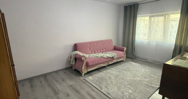 De vanzare apartament cu 2 camere, etaj 4/4, recent renov...