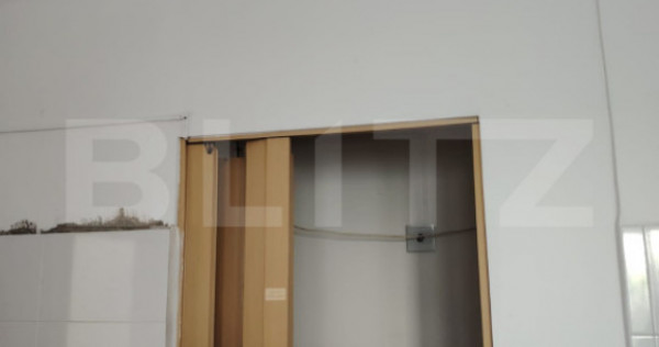 Spatiu comercial, 35 mp, zona Centrala - Campia Turzii