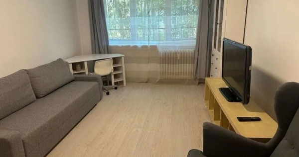 Apartament 2 camere decomandat Br&acirc;ncoveanu 52 mp, fără comision