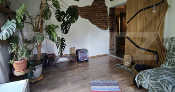 Apartament in Brasovul Vechi, curte - gata de mutat - regim