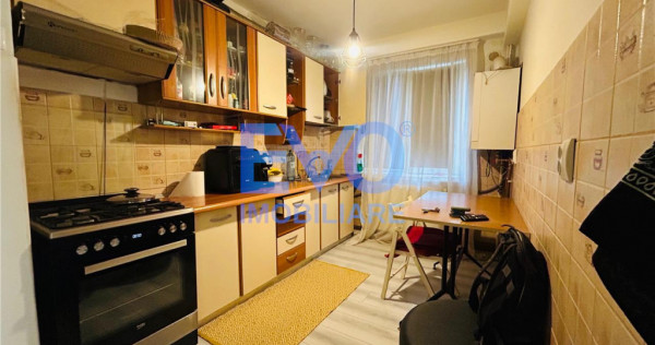 APARTAMENT DE VANZARE CU 2 CAMERE, PODU ROS