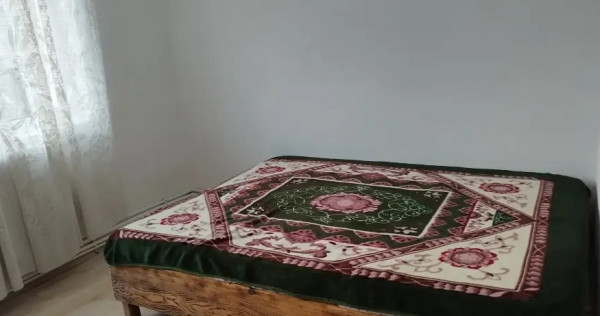 &Icirc;nchiriez apartament 2 camere in Ramnicu Sărat str. Costieni