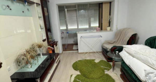 Apartament 2 camere de v&acirc;nzare &icirc;n zona CET &ndash; etaj interm