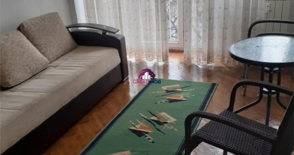 2 camere Universitate