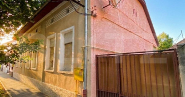Casa individuala 7 camere, 220 mp utili, teren 1.126 mp, zon