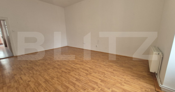Birou de inchiriat, 39 mp, zona Ultracentrala, cladire autor