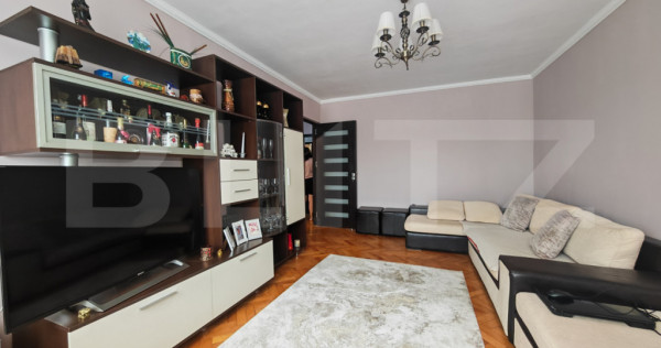 Apartament 3 camere + 2bai, renovat, mobilat si utilat moder