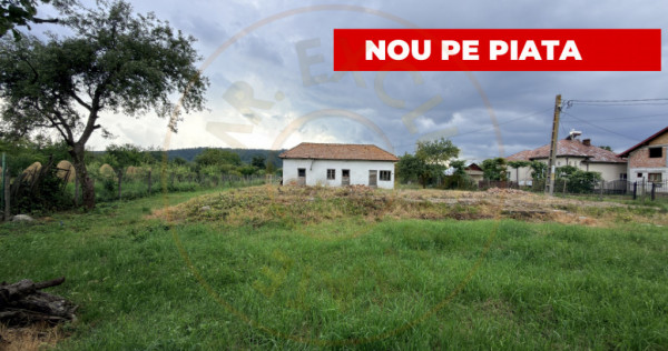 Teren intravilan &ndash; 2.109 mp | Albești - Transfagarasan -