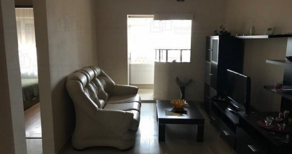 Apartament cu 3 camere centrala gaz Inel II