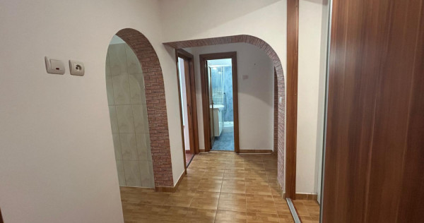 Apartament cu 2 camere de , zona centrala (Capela)