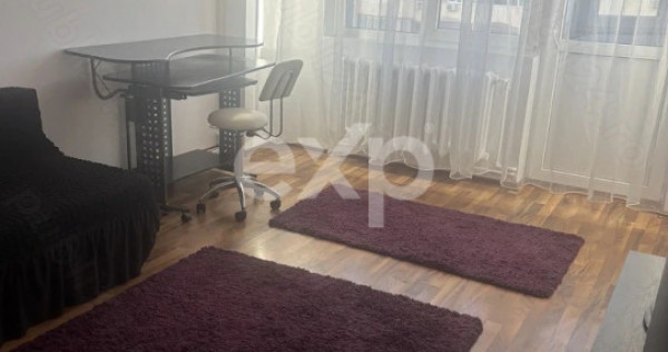De v&acirc;nzare apartament 2 camere , et 6/8&ndash; Zona Trocadero,