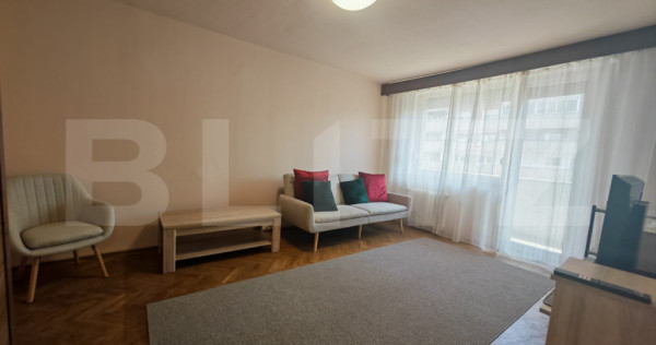 Apartament 3 camere decomandat, etaj intermediar, zona Maghe
