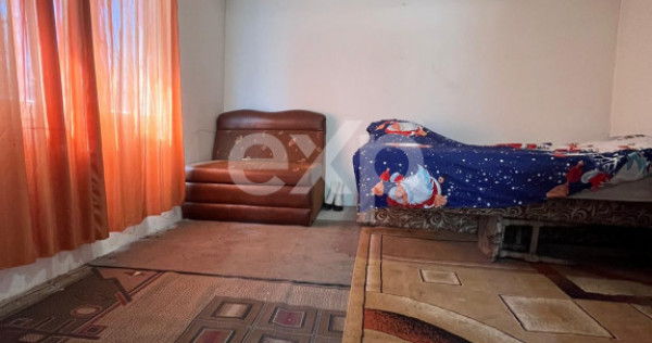 Casa cu 4 camere si baie + teren 567 mp pe Nicolae Balcescu