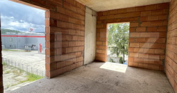 Apartament 3 camere, 84.70 mp, zona Calea Moldovei