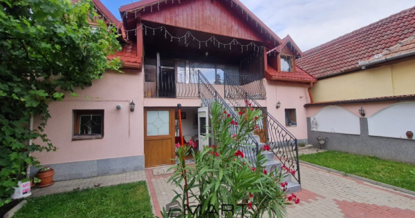 Casa 5 camere teren 450mp zona Trei Stejari