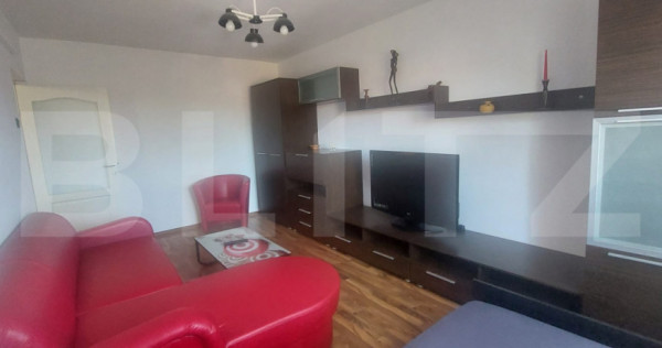 Apartament de inchiriat 3 cam, zona Nufarul