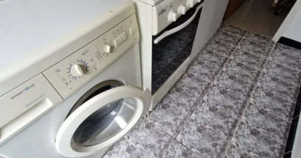 O garsoniera ca ACASA!