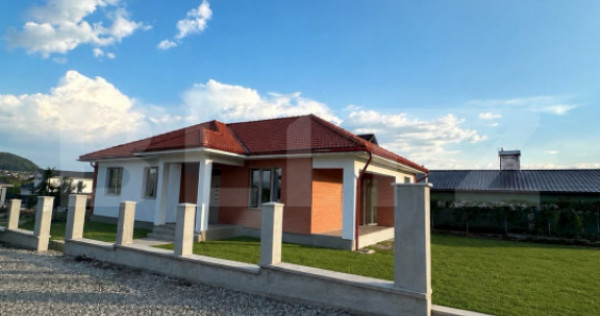 Casă individuală de v&acirc;nzare, Valea Rusului