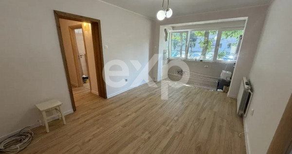 Apartament 2 camere, 50 m&sup2;, parter, zona Tomis I