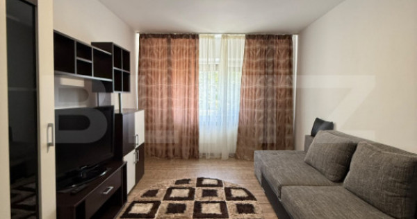 Apartament de vanzare, 2 camere decomandate, etaj 1, loc de