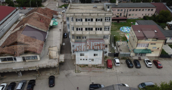 Ansamblu comercial, 1.258 mp, zona Ultracentral &mdash; Piața M