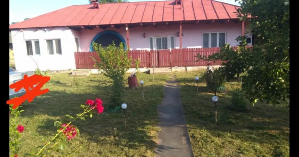 Casa de v&acirc;nzare in Podu Turcului