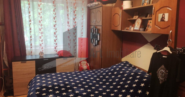 V&acirc;nzare apartament 3 camere Bd. Obregia - Turnu Măgurele