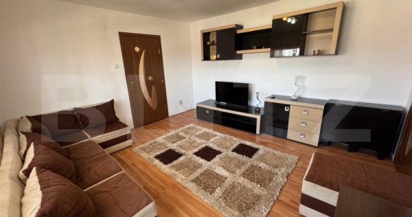 Apartament de inchiriat, cu trei camere, Calea Moldovei