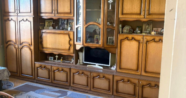Apartament de 3 camere zona ASTRA,str Calea Bucuresti