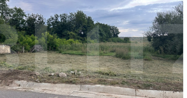 Teren intravilan de vanzare, 1900 mp, zona Stauceni