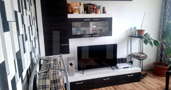 Apartament 2 camere, 44 mp, Strada 9 Mai