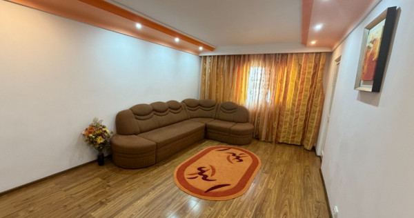 Apartament 3 camere,zona E3,etaj 3